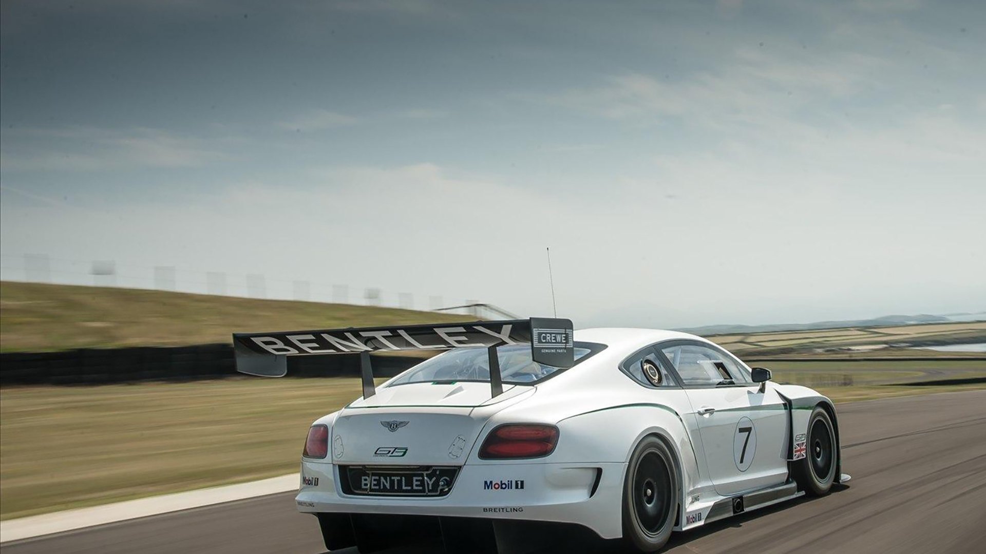 意甲VAR系统语义模型助力判罚流程优化，var定义