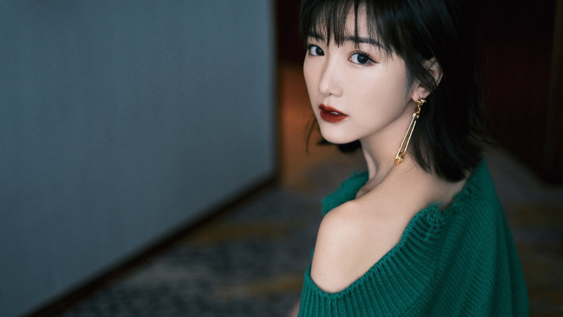 爱游戏娱乐平台-日本女泳队自由泳划频稳定，节奏精准，日本全浸自由泳