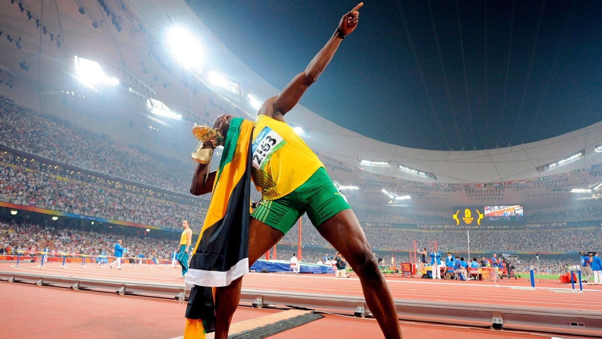 AYX官网-查默斯100米自由泳决赛表现超预期，查尔莫斯ncaa绝杀